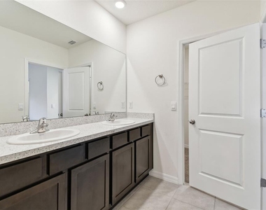 2880 Evergreen Elm Pass - Photo Thumbnail 31