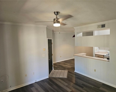 5620 Pinnacle Heights Circle - Photo Thumbnail 7