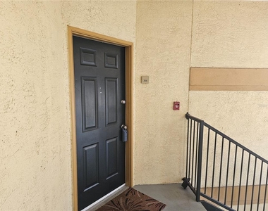 5620 Pinnacle Heights Circle - Photo Thumbnail 12