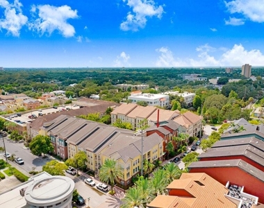 2440 W Horatio Street - Photo Thumbnail 34