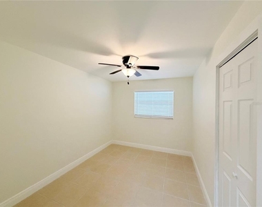 1827 Oklahoma Avenue Ne - Photo Thumbnail 14