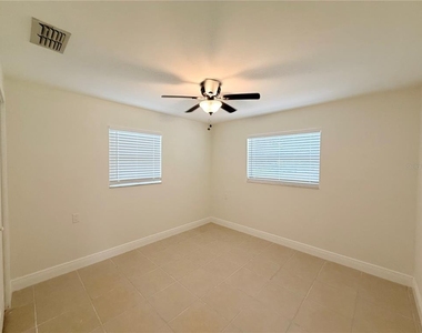 1827 Oklahoma Avenue Ne - Photo Thumbnail 13
