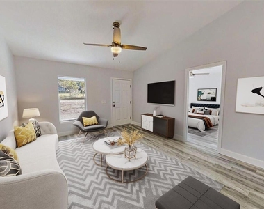 13163 Sw 106th Place - Photo Thumbnail 2
