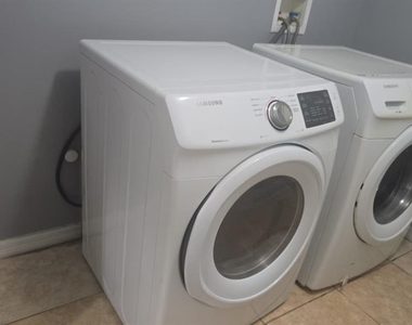 3116 Keystone Pointe Court - Photo Thumbnail 23