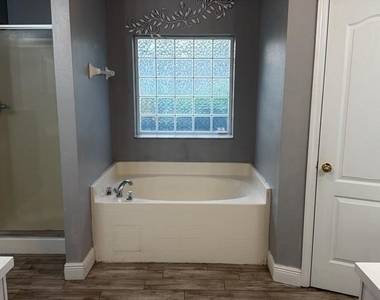 3116 Keystone Pointe Court - Photo Thumbnail 19