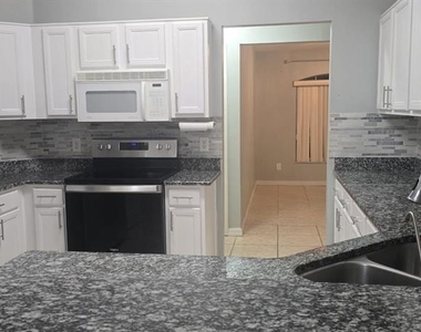 3116 Keystone Pointe Court - Photo Thumbnail 12