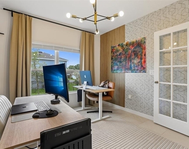 1581 Swan Swim Drive - Photo Thumbnail 17