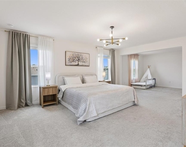 1581 Swan Swim Drive - Photo Thumbnail 19
