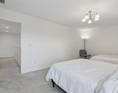 1581 Swan Swim Drive - Photo Thumbnail 25