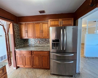 4826 Indialantic Drive - Photo Thumbnail 2