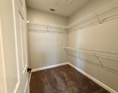2531 Pine Place - Photo Thumbnail 7