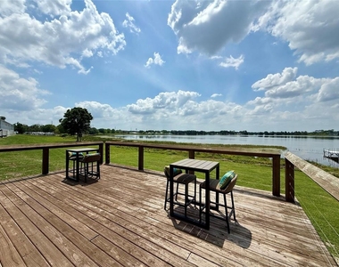2531 Pine Place - Photo Thumbnail 17