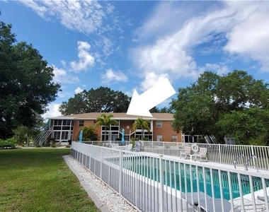 3586 Cape Haze Drive - Photo Thumbnail 2