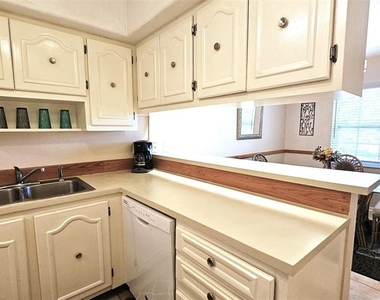 3586 Cape Haze Drive - Photo Thumbnail 19