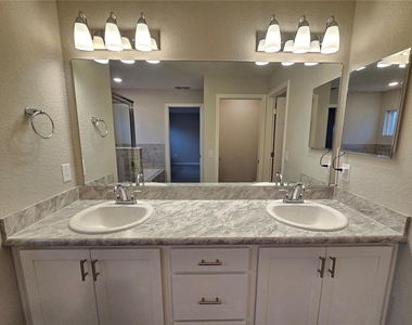 1352 Mountain Flower Lane - Photo Thumbnail 20