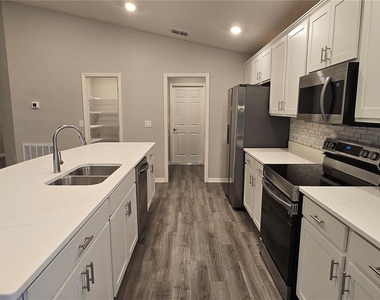 1352 Mountain Flower Lane - Photo Thumbnail 6