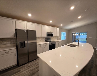 1352 Mountain Flower Lane - Photo Thumbnail 9