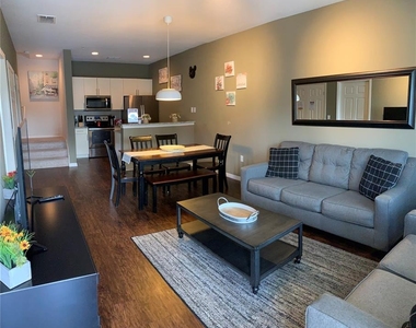 3225 Cupid Place - Photo Thumbnail 8