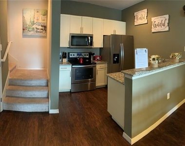 3225 Cupid Place - Photo Thumbnail 16
