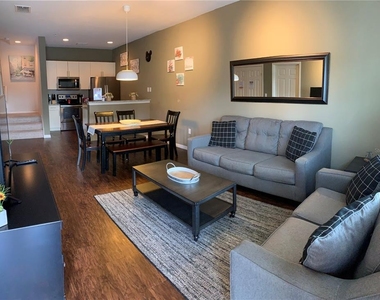 3225 Cupid Place - Photo Thumbnail 12