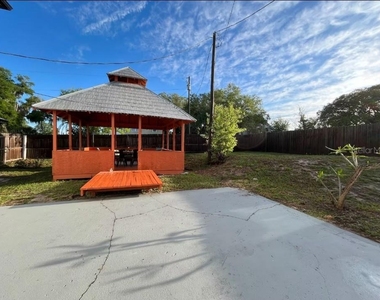 1515 Lake Eva Circle - Photo Thumbnail 30