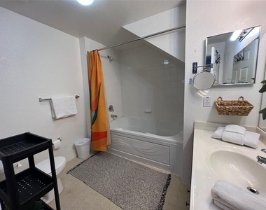 2220 San Vittorino Circle - Photo Thumbnail 10