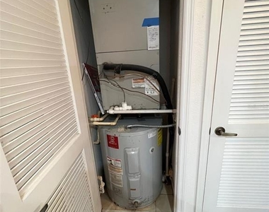 2220 San Vittorino Circle - Photo Thumbnail 17
