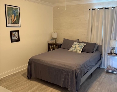550 Orange Drive - Photo Thumbnail 8