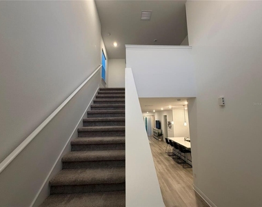 2189 Sunshine Peak Drive - Photo Thumbnail 19