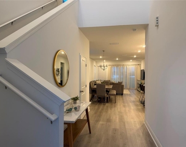 2189 Sunshine Peak Drive - Photo Thumbnail 2