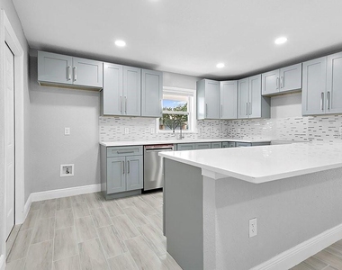 4823 Kathy Jo Terrace - Photo Thumbnail 4