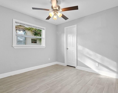 4823 Kathy Jo Terrace - Photo Thumbnail 15