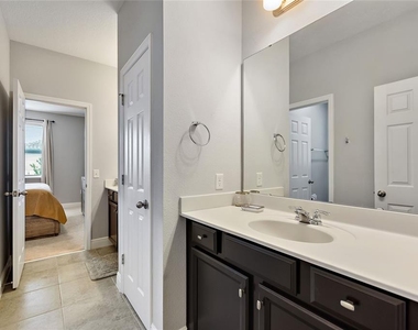 8719 Crescendo Avenue - Photo Thumbnail 33