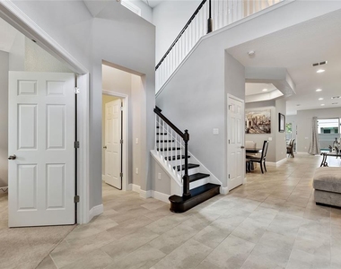 8719 Crescendo Avenue - Photo Thumbnail 2