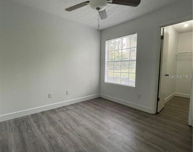 232 Afton Square - Photo Thumbnail 8