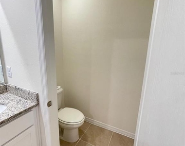927 Waterfall Boulevard - Photo Thumbnail 3