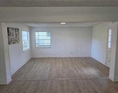 640 Westward Circle - Photo Thumbnail 7