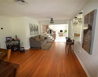 924 Boardman Street - Photo Thumbnail 29