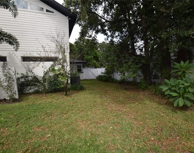 924 Boardman Street - Photo Thumbnail 15