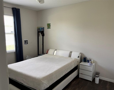 1727 Brassie Court - Photo Thumbnail 5