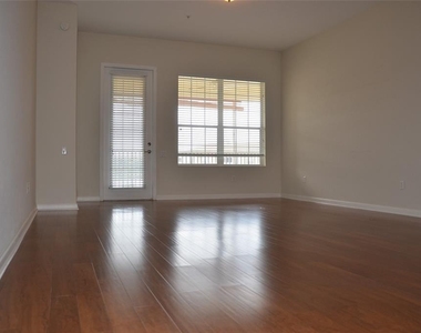 3368 Robert Trent Jones Drive - Photo Thumbnail 7
