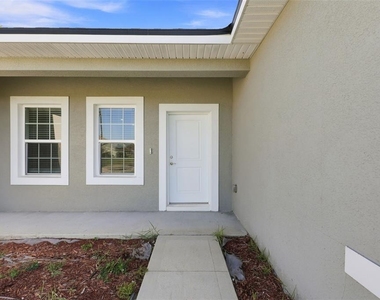 304 Begonia Court - Photo Thumbnail 2