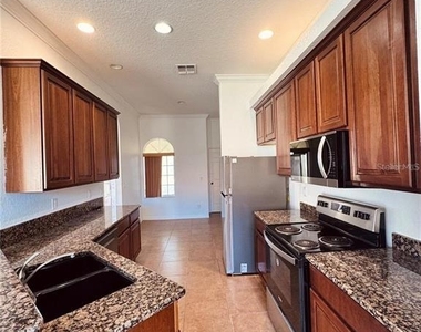 449 Bay Leaf Drive - Photo Thumbnail 2