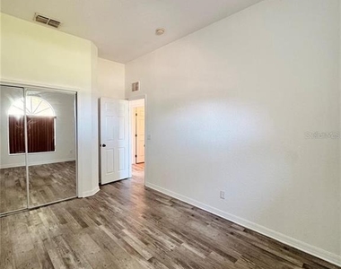 449 Bay Leaf Drive - Photo Thumbnail 10