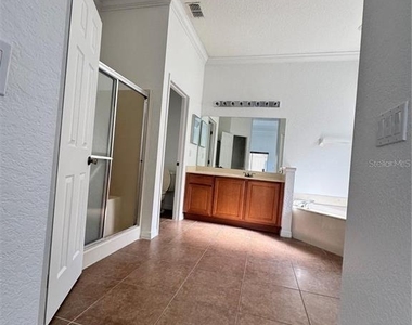 449 Bay Leaf Drive - Photo Thumbnail 8