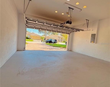 449 Bay Leaf Drive - Photo Thumbnail 16