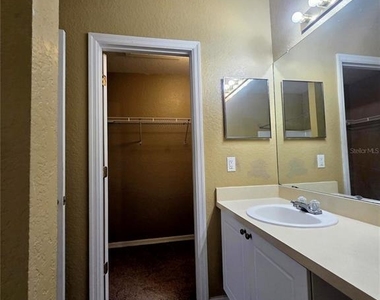 821 Grand Regency Pointe - Photo Thumbnail 6