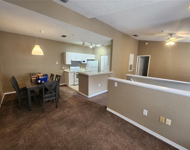 821 Grand Regency Pointe - Photo Thumbnail 4