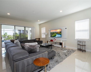 11142 Lemon Lake Boulevard - Photo Thumbnail 9