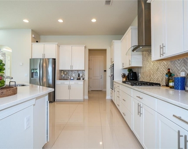 11142 Lemon Lake Boulevard - Photo Thumbnail 14